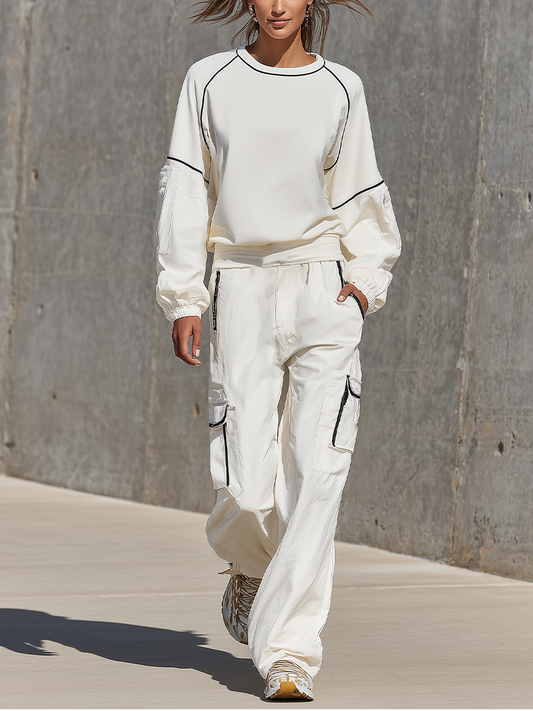 Conjunto deportivo blanco roto: sudadera raglan y pantalón cargo