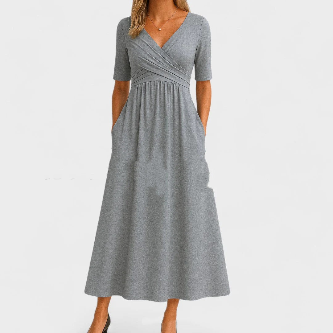 Novea | Vestido con cuello en V