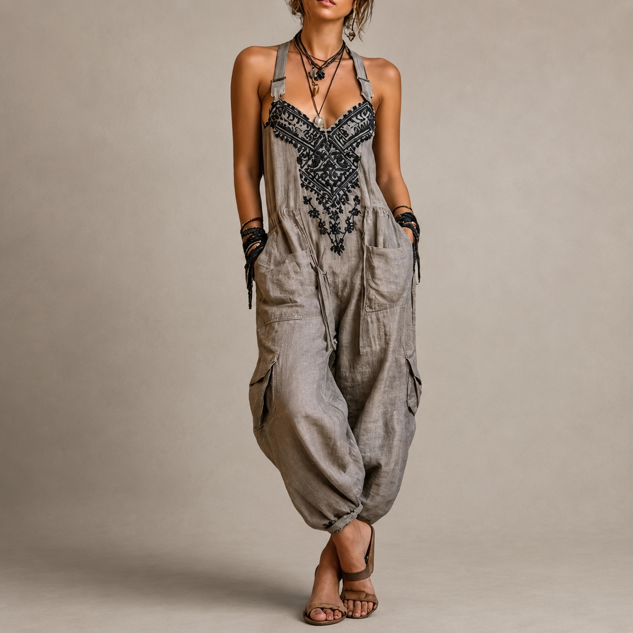 Valentina – Mono bohemio de cuello halter