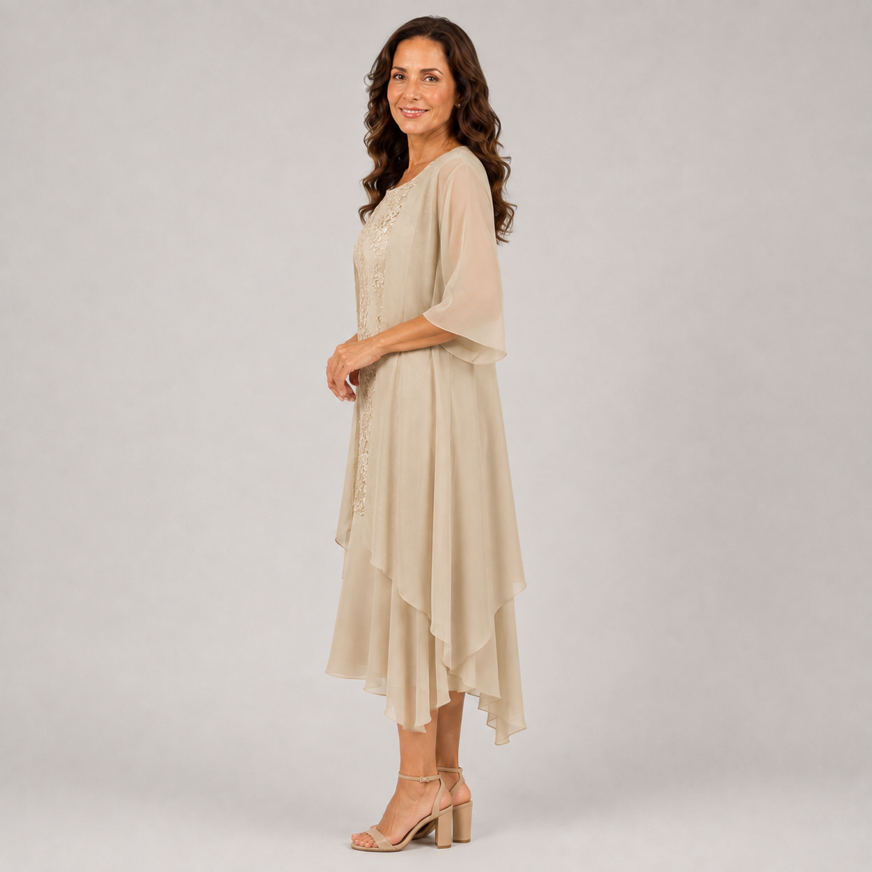 Isabela | Vestido Elegante de Capas