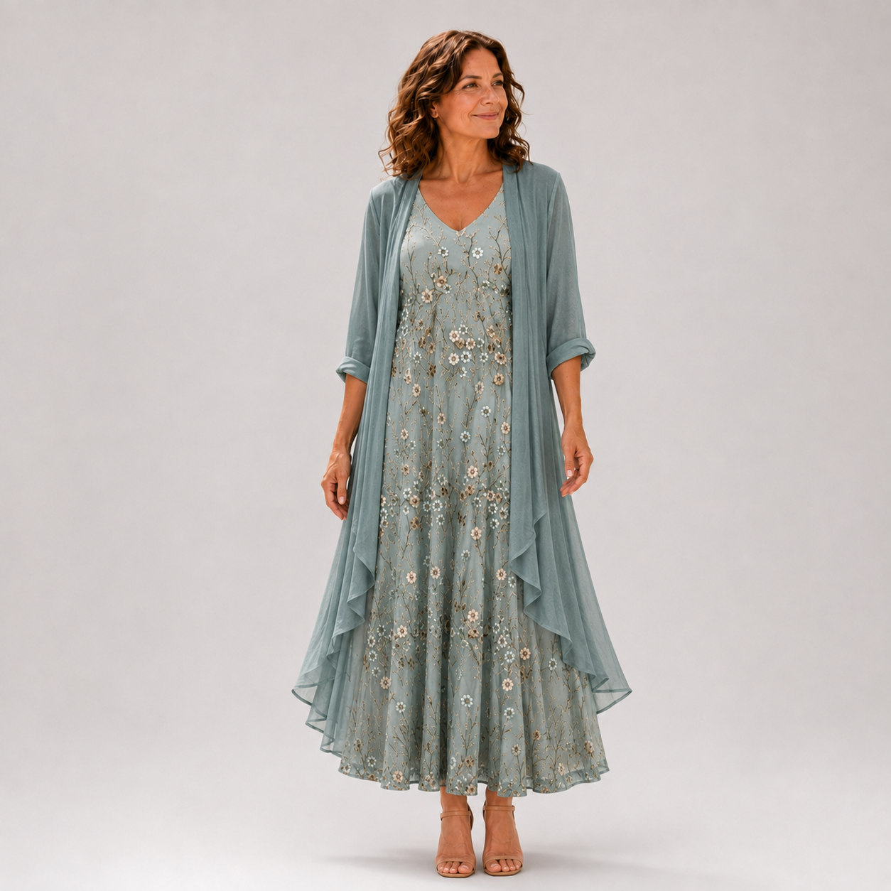Elena | Vestido Elegante con Bordado Floral y Capa Ligera