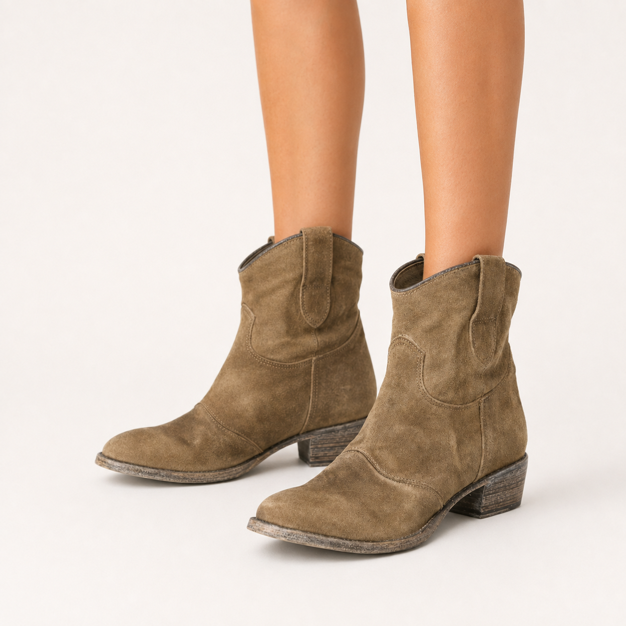 Lucía | Botines Western con Estilo