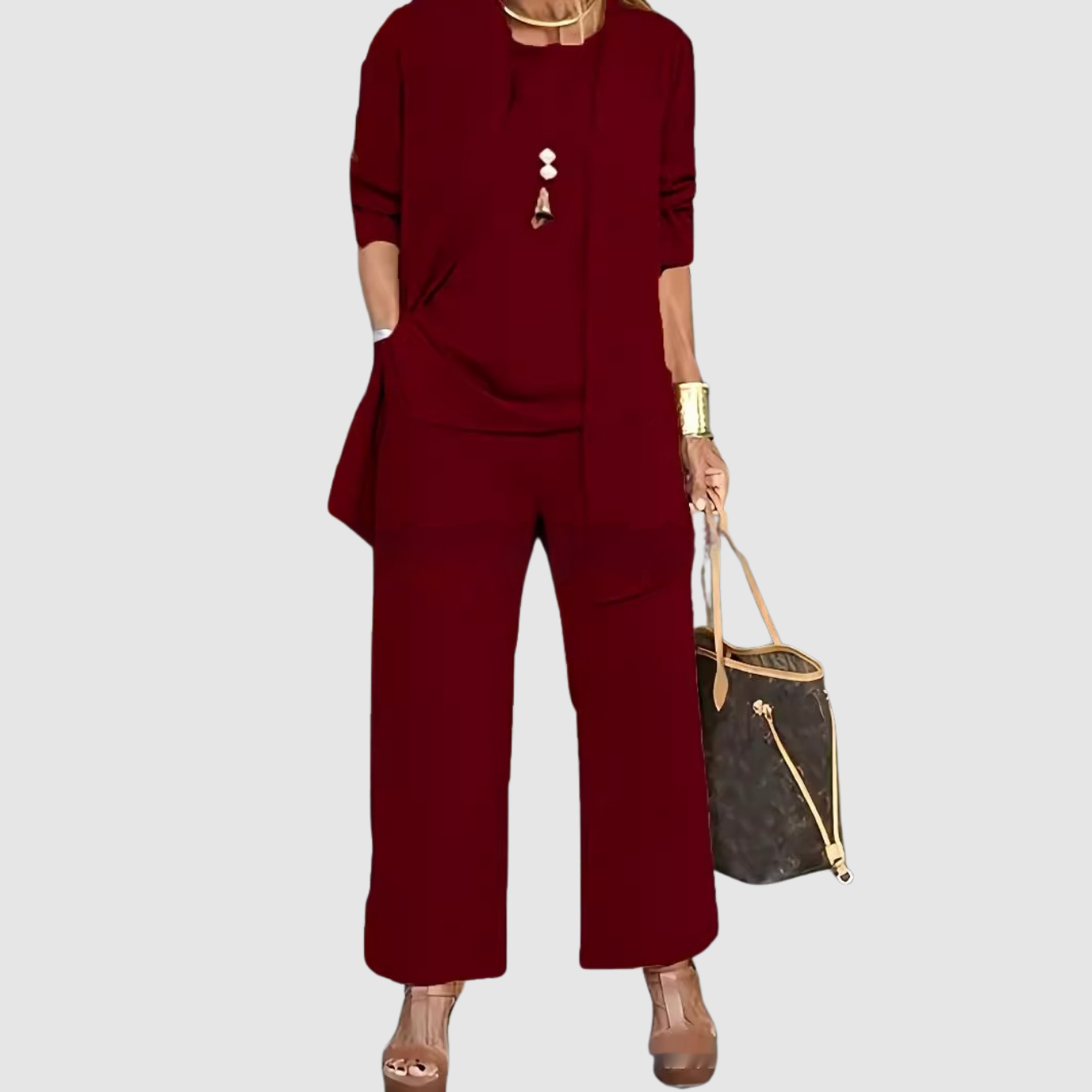 Mira | Traje