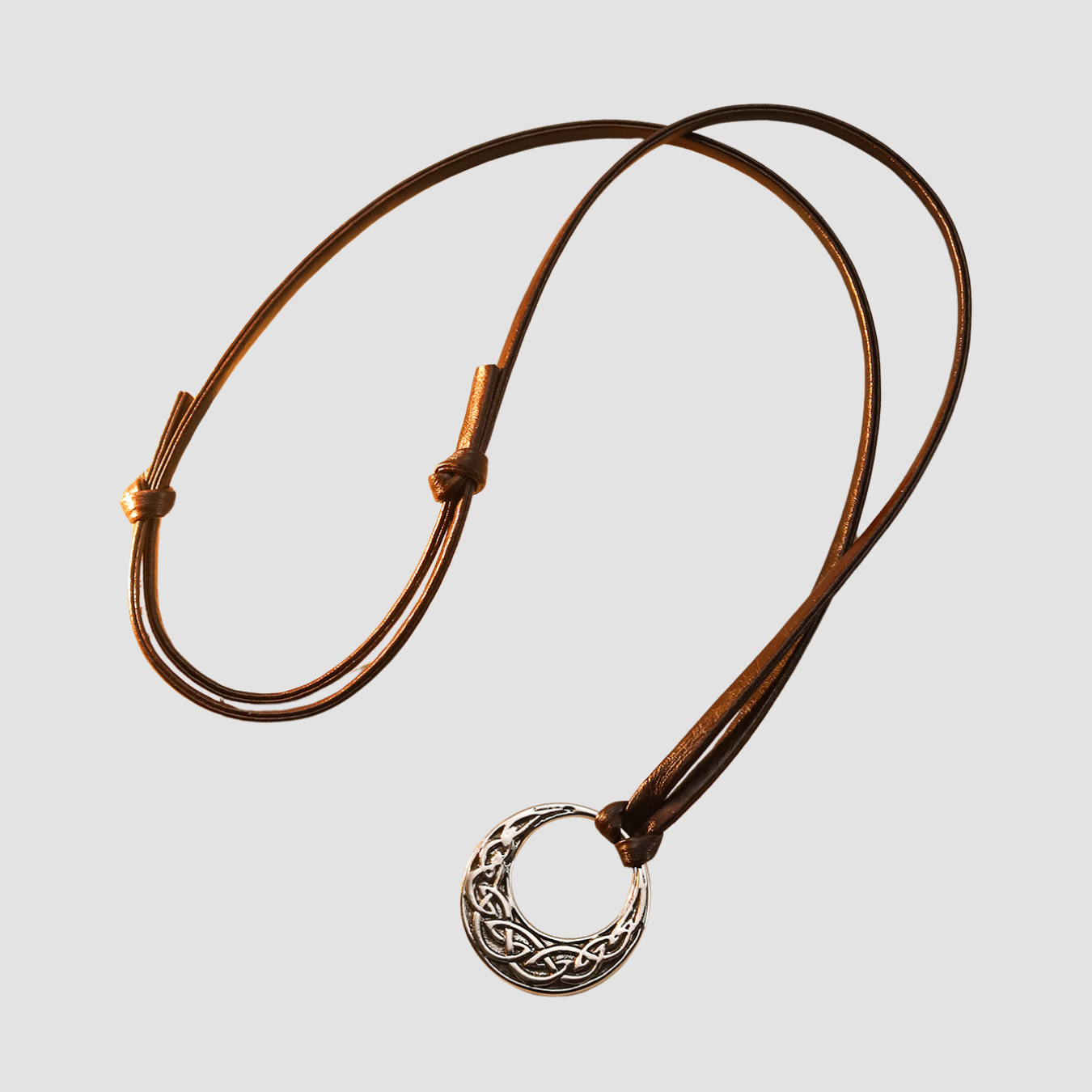 Elio | Collar redondo étnico nórdico