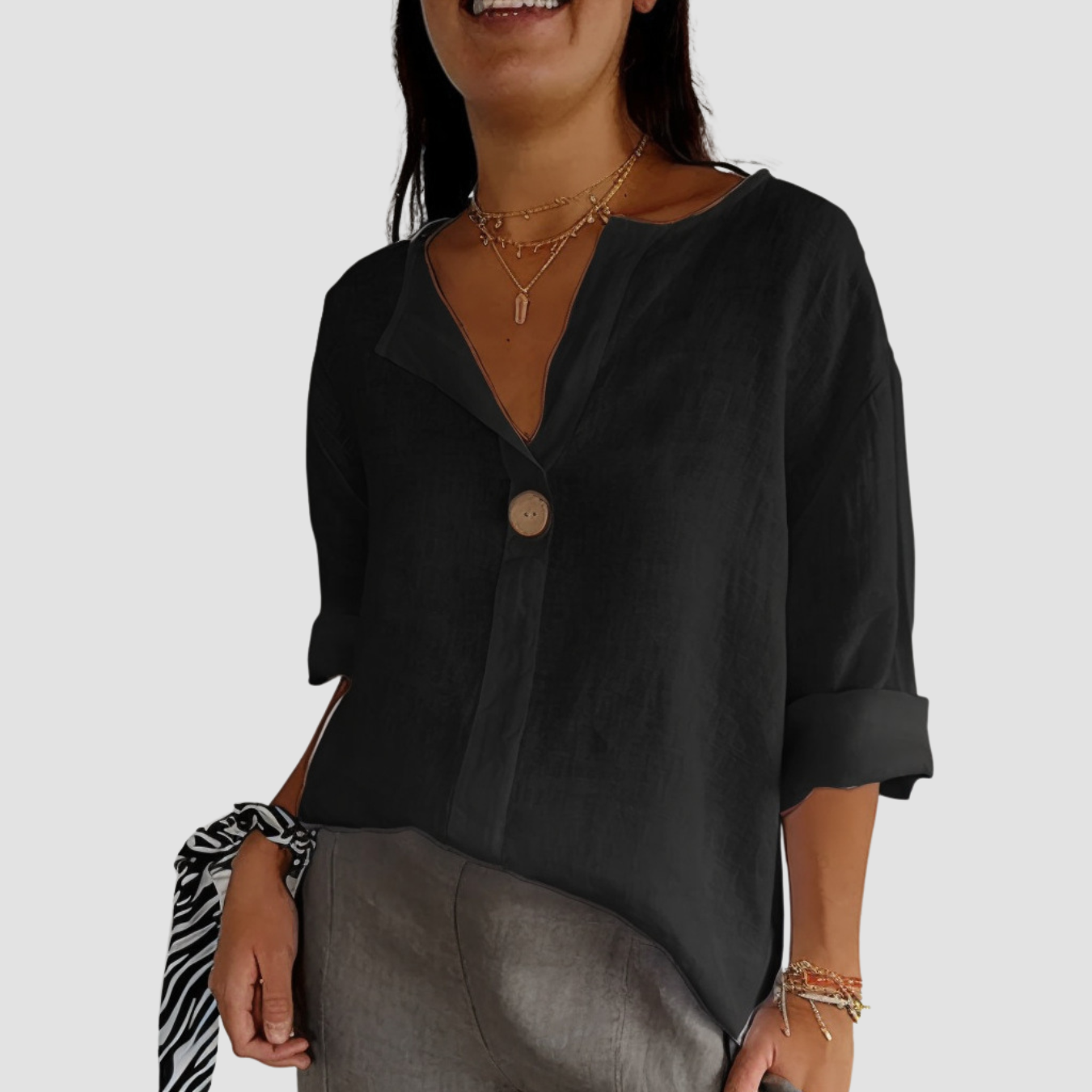 Lara | Camiseta de manga larga con cuello en V