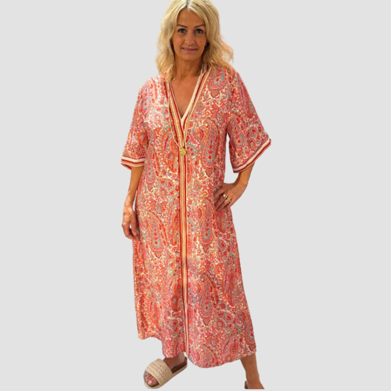 Novea | Vestido con cuello en V