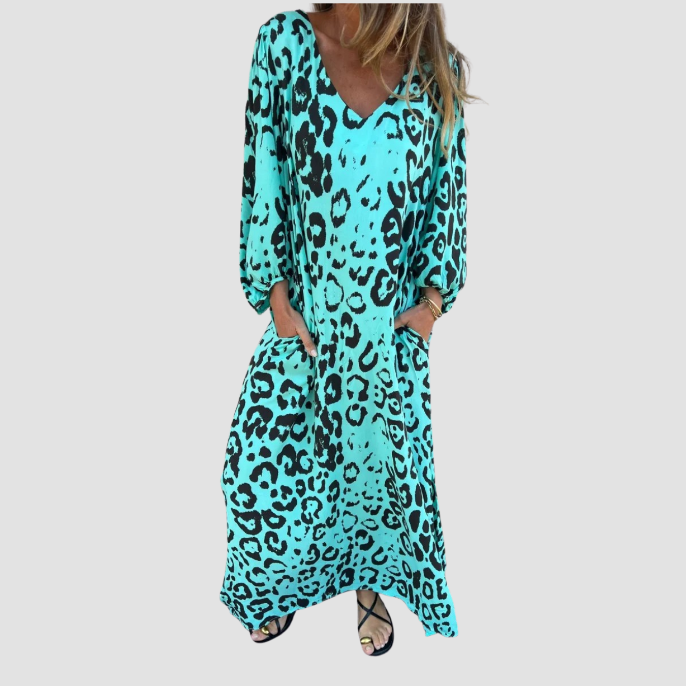 Novea | Vestido de leopardo con cuello en V