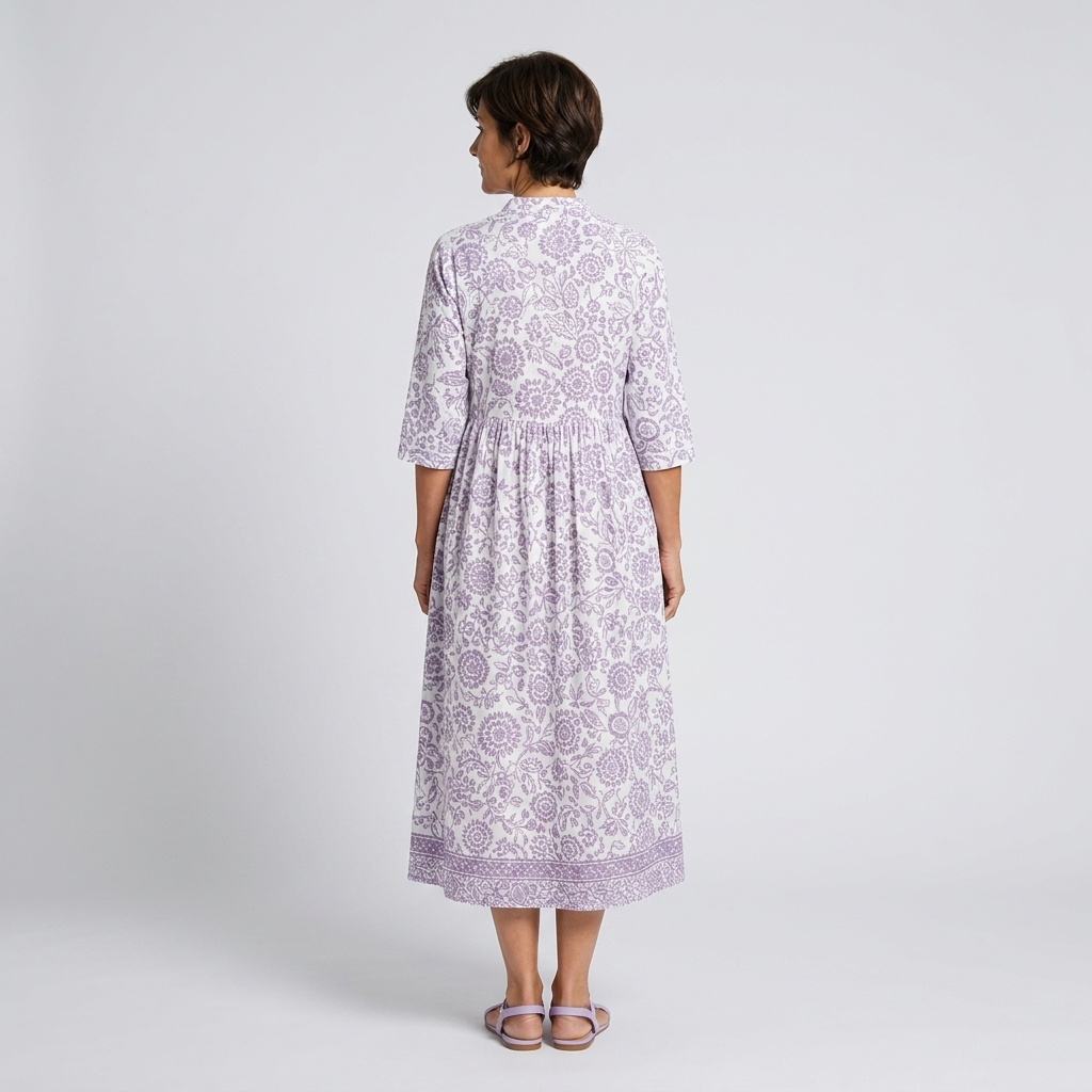 Violeta | Vestido midi blanco con estampado floral lila